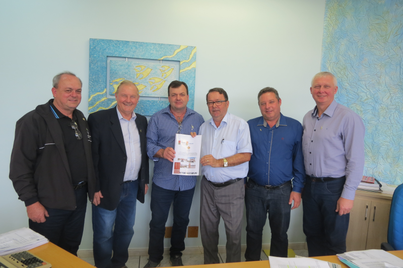 Comissão Binacional Pró-Ponte se reuniram com empresário Eleonor Becker